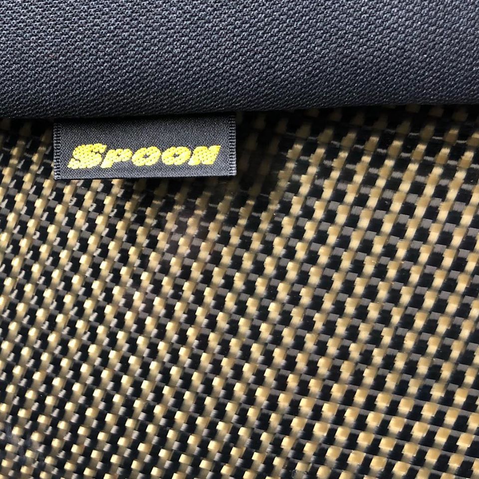 CARBON BUCKET SEAT